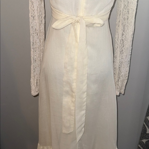 Vintage 1970’s Gunne Sax Style Lace & Pearl High Neck Wedding Dress - Picture 7 of 8